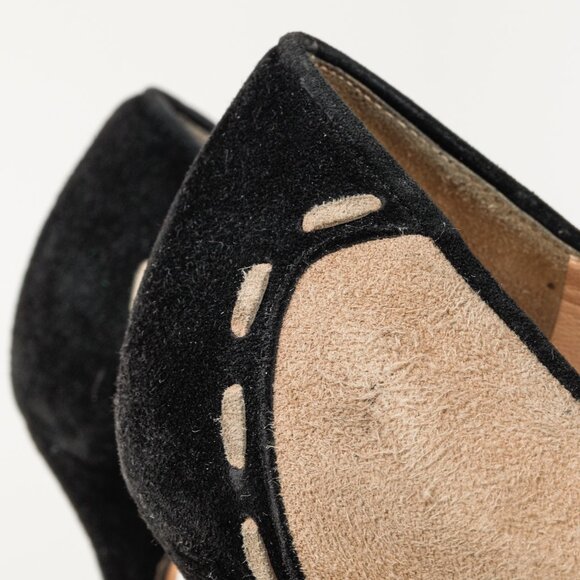 Manolo Blahnik Beige and Black Suede Bow Accent Pumps - Picture 9 of 10